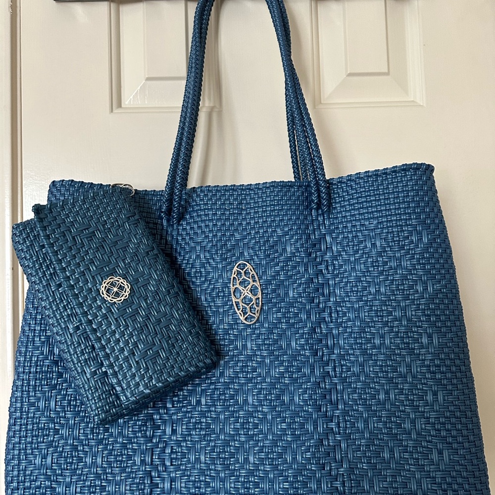 Elegant Blue Textured Tote with Matching Pouch- brand new